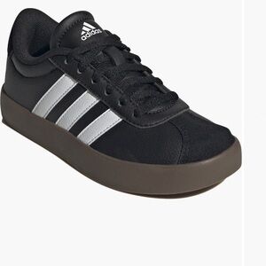 Adidas Kids' VL Court 3.0 Sneaker size 13.5 great conditions.